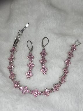 Elegant Pink Austrian Crystal Bracelet and Drop Earrings Set